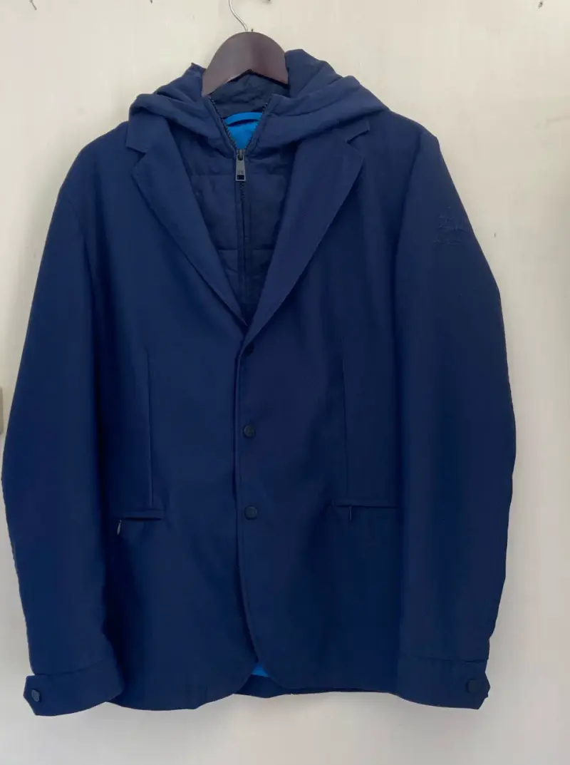Chaqueta azul con capucha desmontable - 3