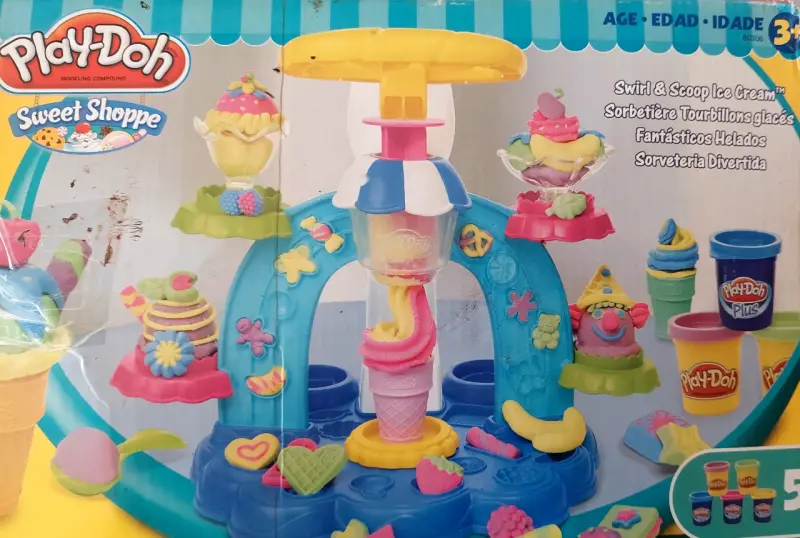 Set de Helados Play-Doh Sweet Shoppe - 2