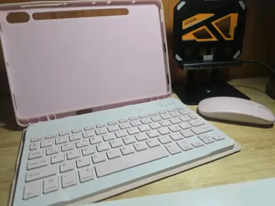 Tablet Samsung s10 fe - miniatura 4