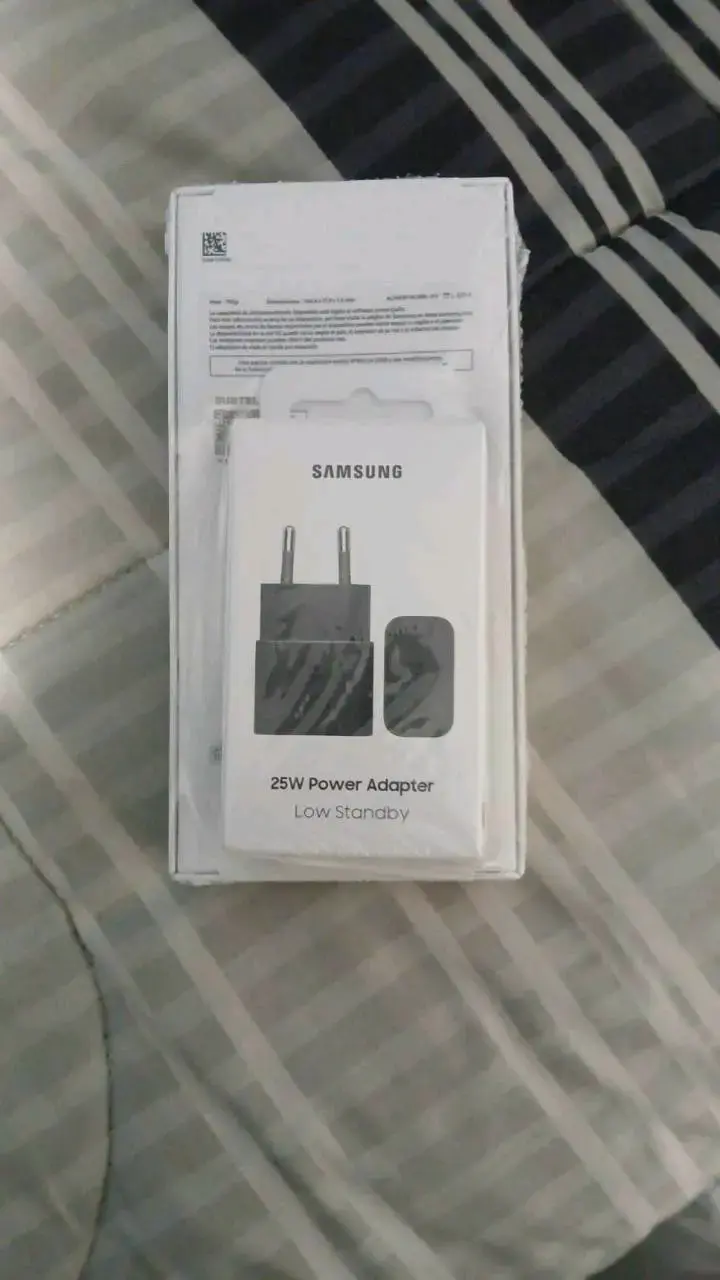 Samsung Galaxy A17 5G con cargador 25W - 3