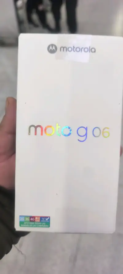 Smartphone Motorola Moto G06 con cámara de 50 MP - miniatura 1