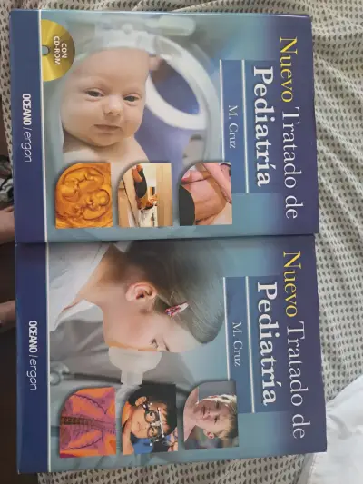 Nuevo Tratado de Pediatría M. Cruz con CD-ROM - miniatura 1