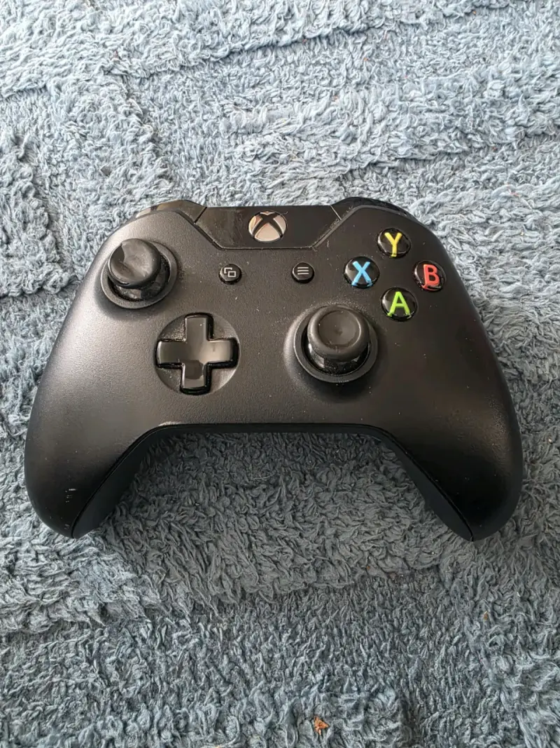 Control inalámbrico Xbox One negro original - 1