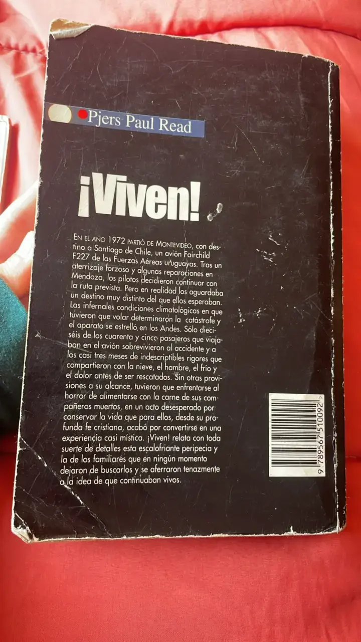 Libros 'Esto No Es El Paraíso' y '¡Viven!' en buen estado - 5