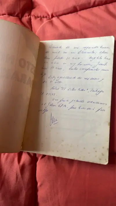 Libros 'Esto No Es El Paraíso' y '¡Viven!' en buen estado - miniatura 6