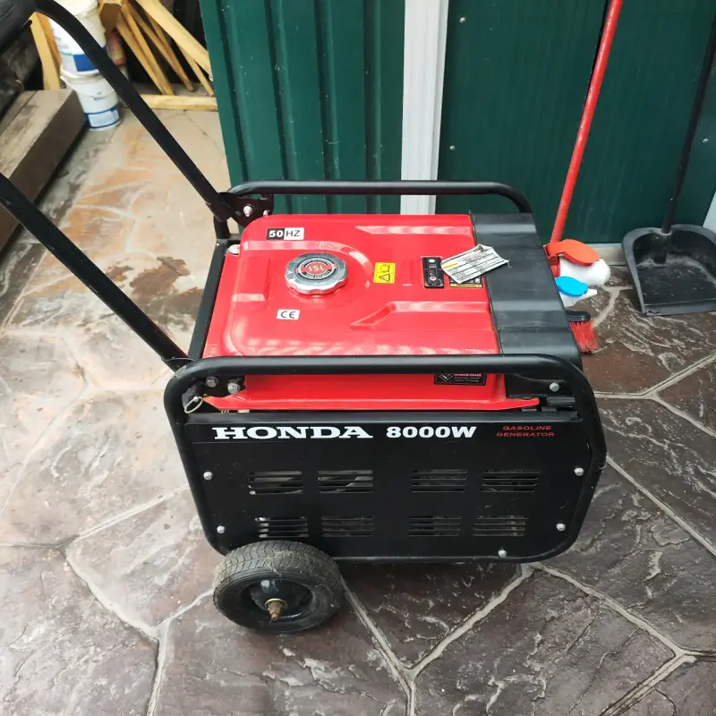 Generador a gasolina Honda 8000W portátil - 5