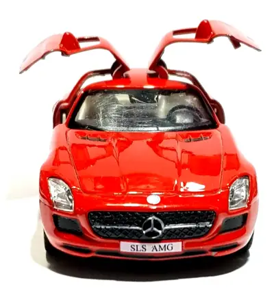 Auto a escala Mercedes-Benz SLS AMG rojo de 12cm. - miniatura 5