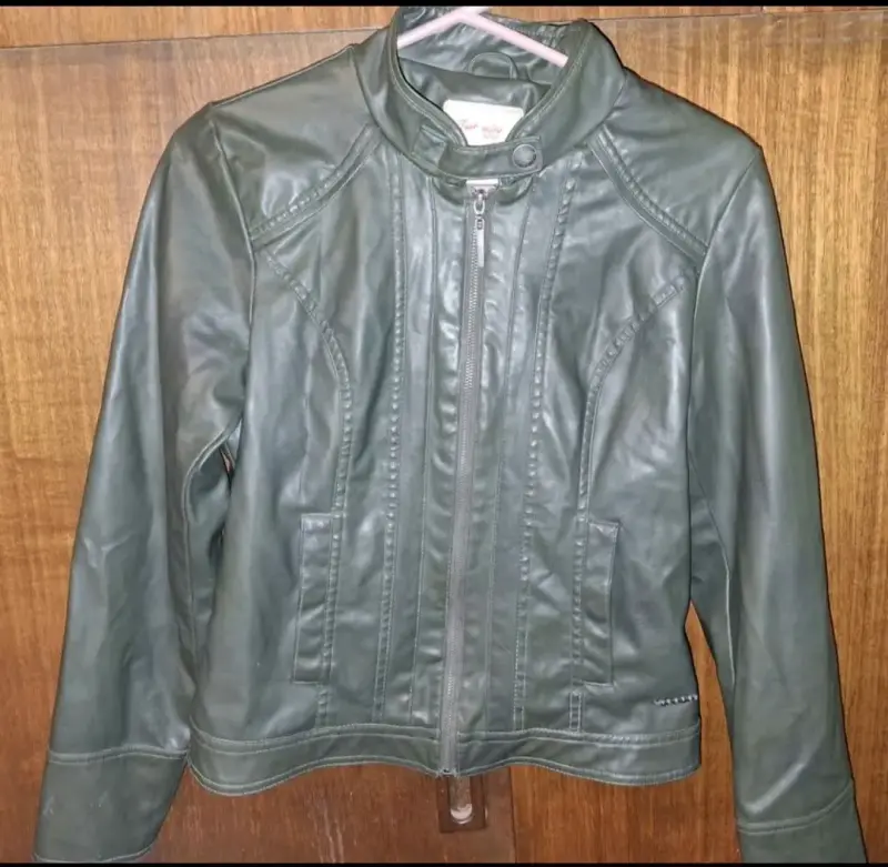 Chaqueta de cuero sintético verde para mujer - 2