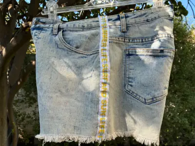 Shorts de jeans desgastados mujer - miniatura 3