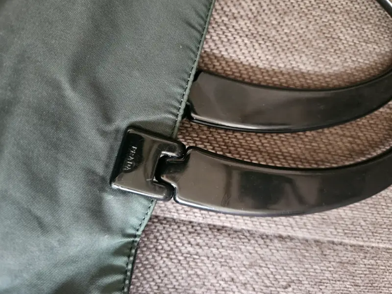 Bolso de mano Prada verde oscuro - 2