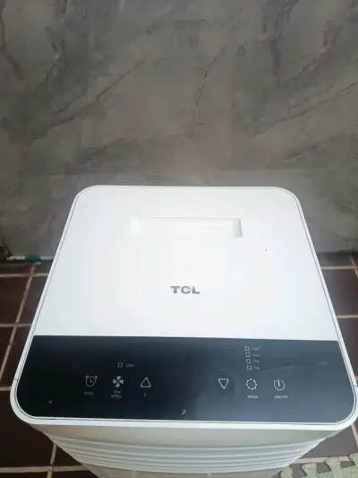 Aire acondicionado portátil TCL con control remoto - miniatura 3