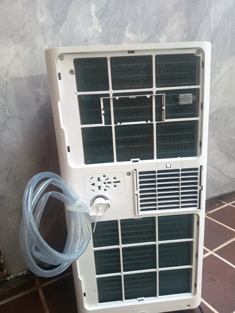 Aire acondicionado portátil TCL con control remoto - 4