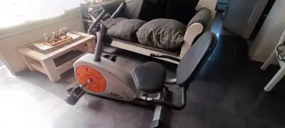 Bicicleta Estática Recumbent Lahsen HM-4100 - miniatura 1