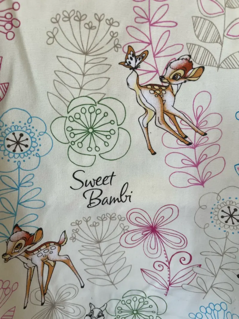 Blusa médica estampada Disney Bambi - 2