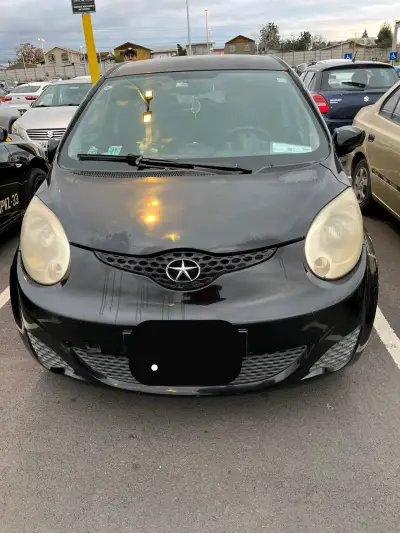 Auto compacto negro en buen estado Jac j2 2012 - miniatura 2