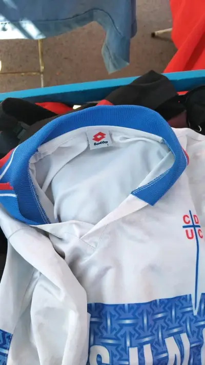 Camiseta de fútbol Lotto Samsung blanca y azul - miniatura 3