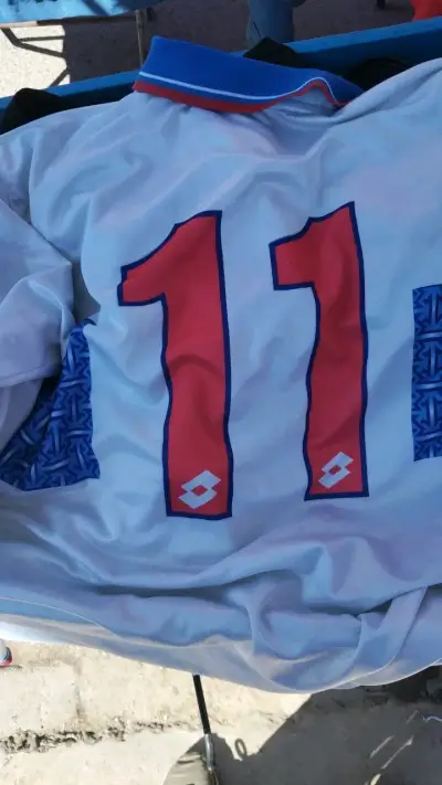 Camiseta de fútbol Lotto Samsung blanca y azul - miniatura 4