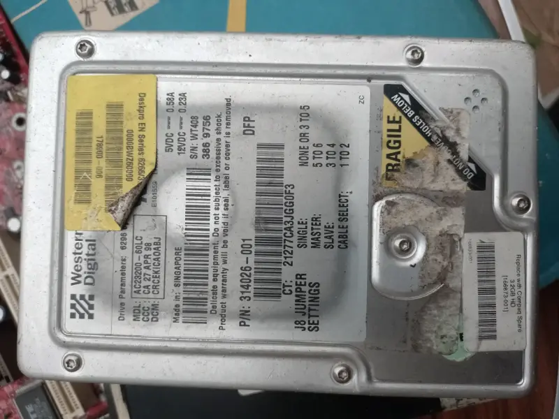 Disco Duro Western Digital 20GB Usado