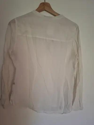 Blusa blanca de gasa con detalles bordados - miniatura 3