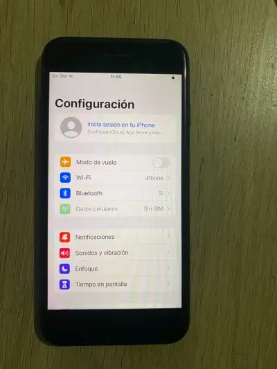 iPhone 7 en buen estado color negro - miniatura 4