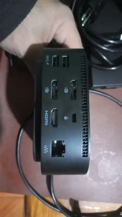Docking station HP con múltiples puertos - miniatura 2