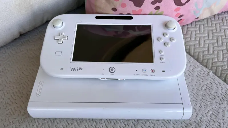Consola Nintendo Wii U con juegos y accesorios - 2