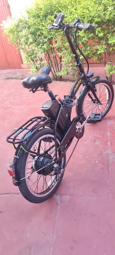 Bicicleta eléctrica plegable Nakto negra - miniatura 4