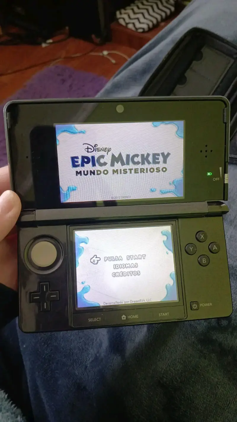 Consola Nintendo 3DS sin cargador - 1
