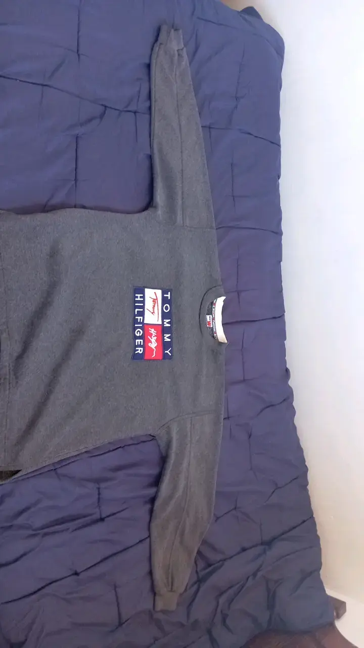 Polerón Tommy Hilfiger gris para hombre - 1