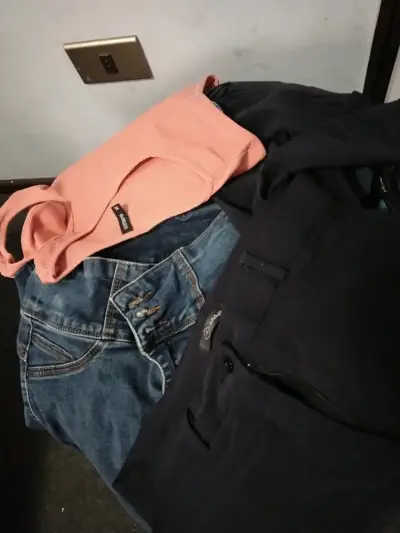 Conjunto de ropa casual para mujer - miniatura 4