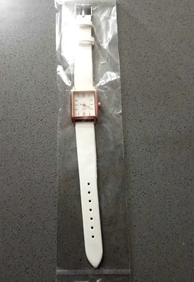 Set de relojes de pulsera en varios colores - 2