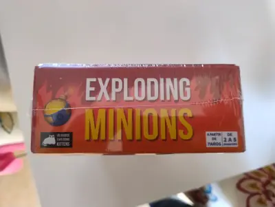 Juego de cartas Exploding Minions para 2 a 5 jugadores - miniatura 4