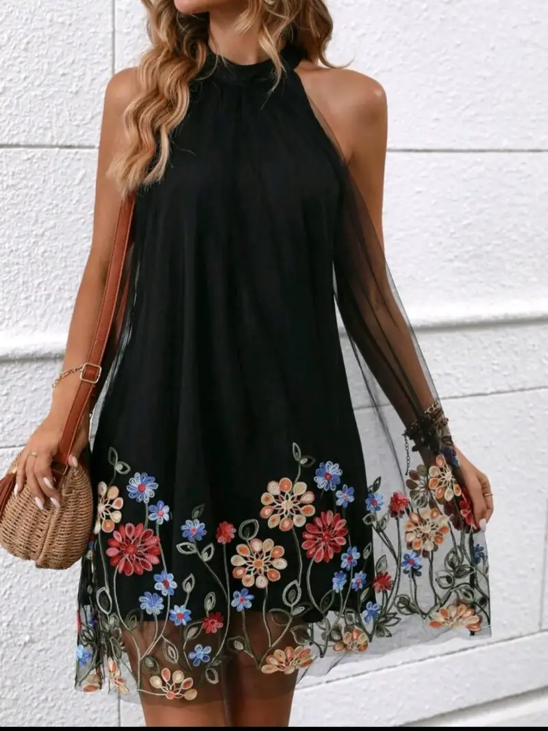 Vestido negro con bordado floral Shein - 1