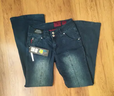Jeans flare tiro bajo - miniatura 1