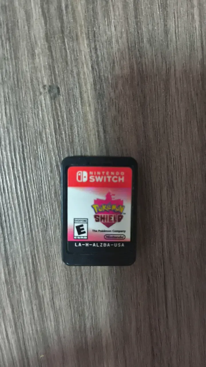 Juego Pokémon Shield para Nintendo Switch - 2