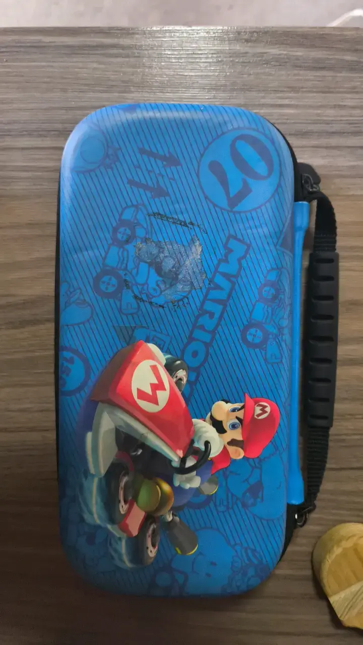 Consola Nintendo Switch Lite con funda Mario - 4