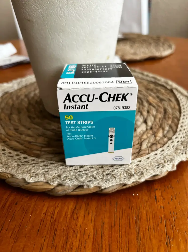 Tiras Reactivas Accu-Chek Instant 50 Unidades - 3
