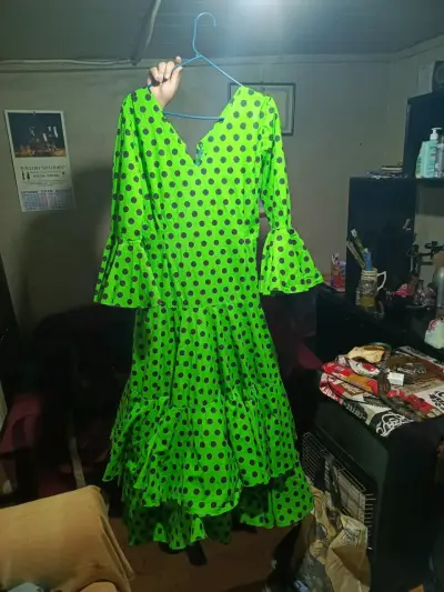 Vestido flamenco verde con lunares - miniatura 1