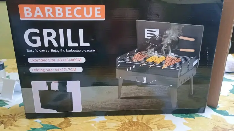 Parrilla portátil plegable para asados - 1