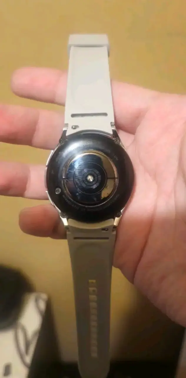 Galaxy Watch6 Classic Plateado - 3