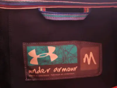 Chaqueta impermeable negra Under Armour - miniatura 3