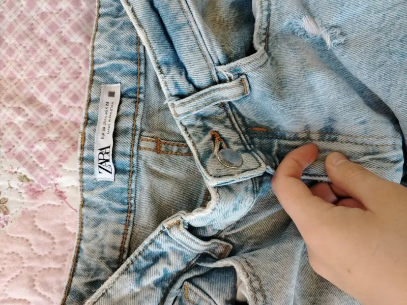 Jeans rasgados celestes para mujer Zara - 3