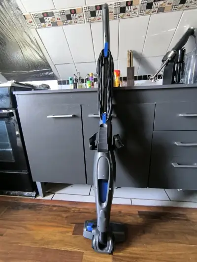 Aspiradora vertical Thorben Elektro 800W - miniatura 3