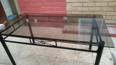 Ventana de vidrio con marco metálico - miniatura 2