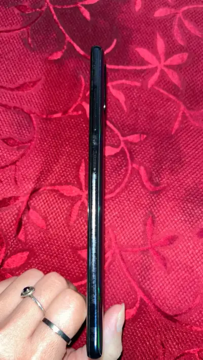 Smartphone Samsung Galaxy A51 en buen estado - miniatura 3