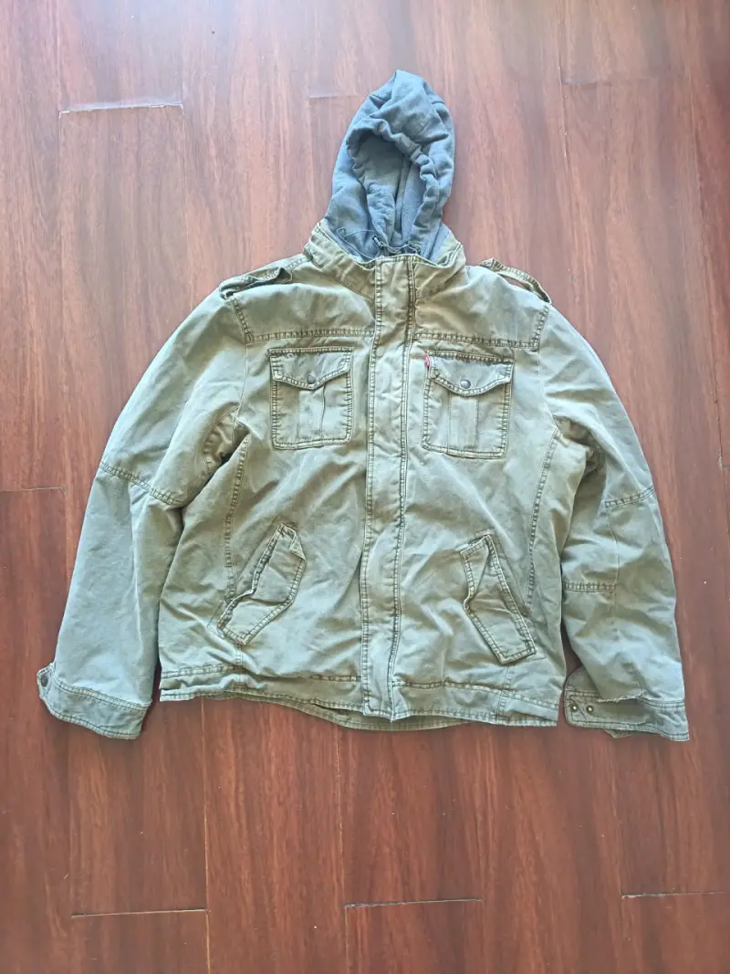 Chaqueta con capucha desmontable para hombre - 1