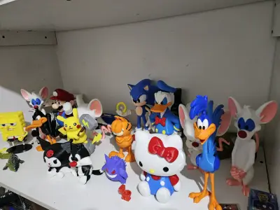 Figuras de colección 3d - miniatura 4