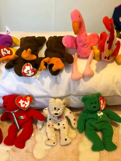 Lote completo de peluches de colección variados - miniatura 5