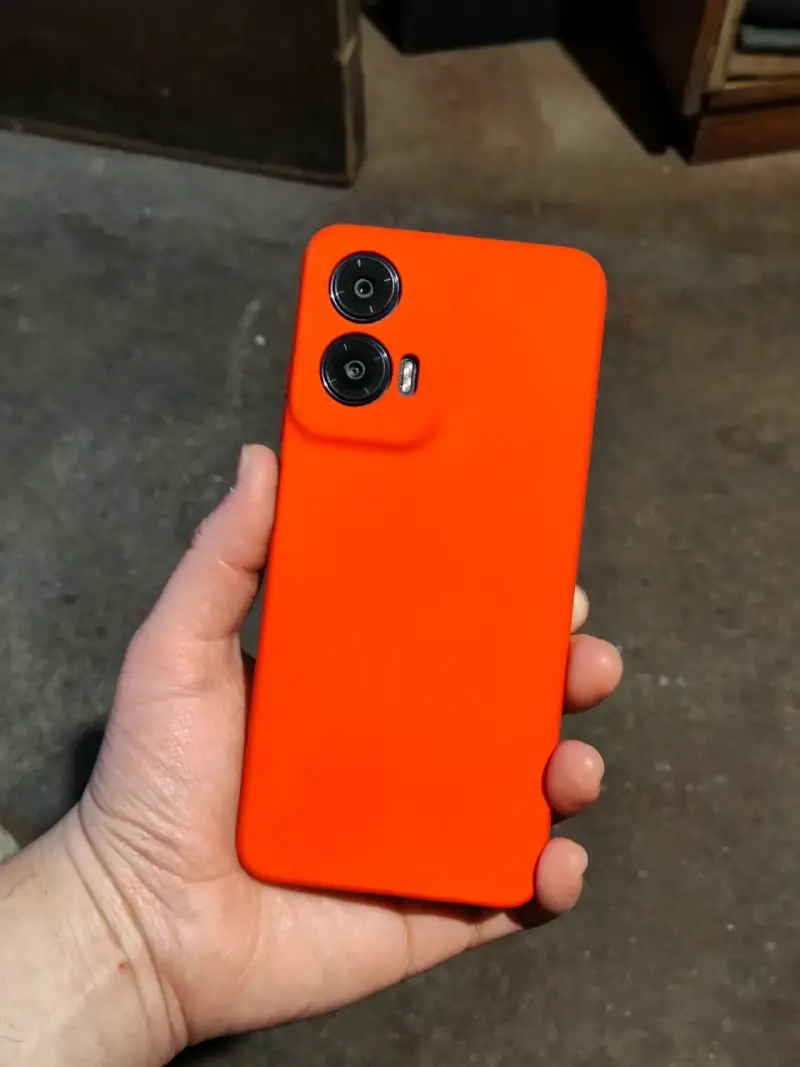 Moto G35 5G + Cargador Original - 6