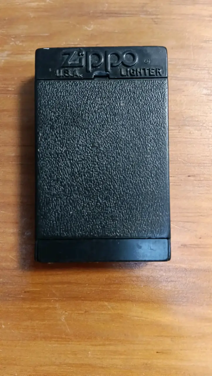 Encendedor Zippo metálico clásico - 1